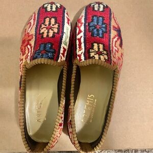 Never worn Artemis Design Co. kilim loafers. Made in turkey